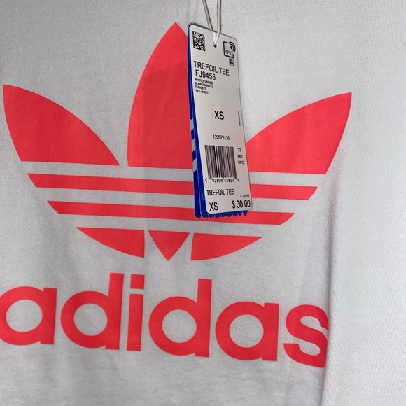 Adidas tshirt - Picture 2 of 3